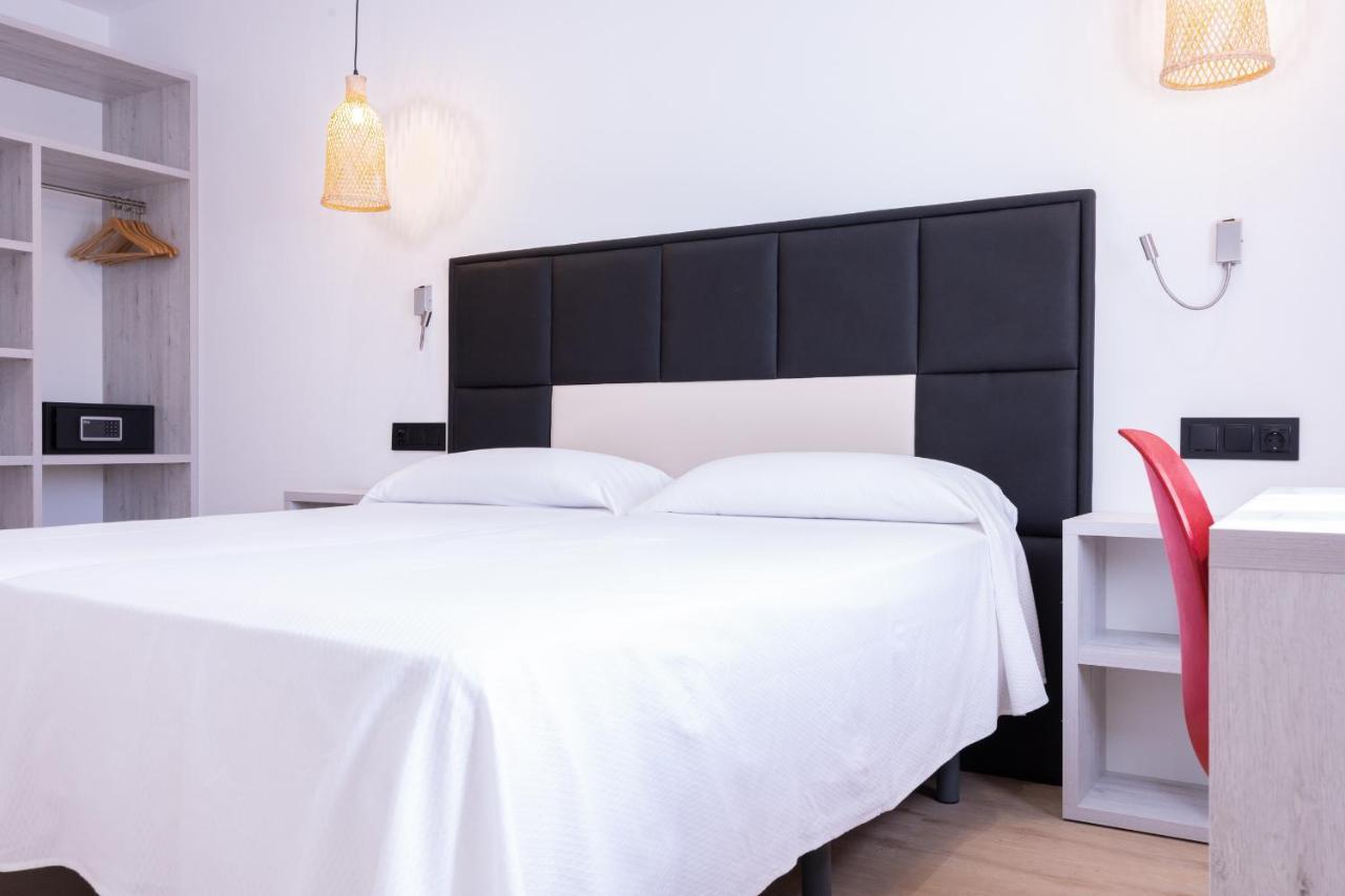 Hotel Costa Brava โรเซส ภายนอก รูปภาพ