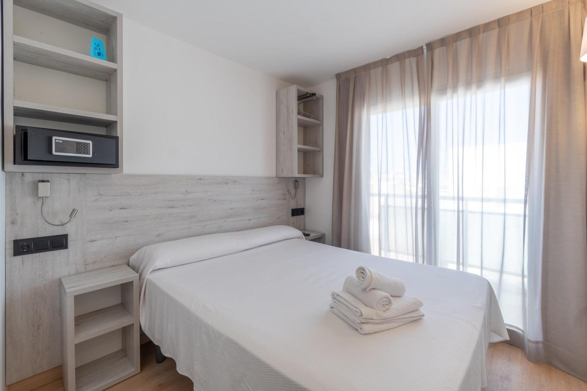 Hotel Costa Brava โรเซส ภายนอก รูปภาพ