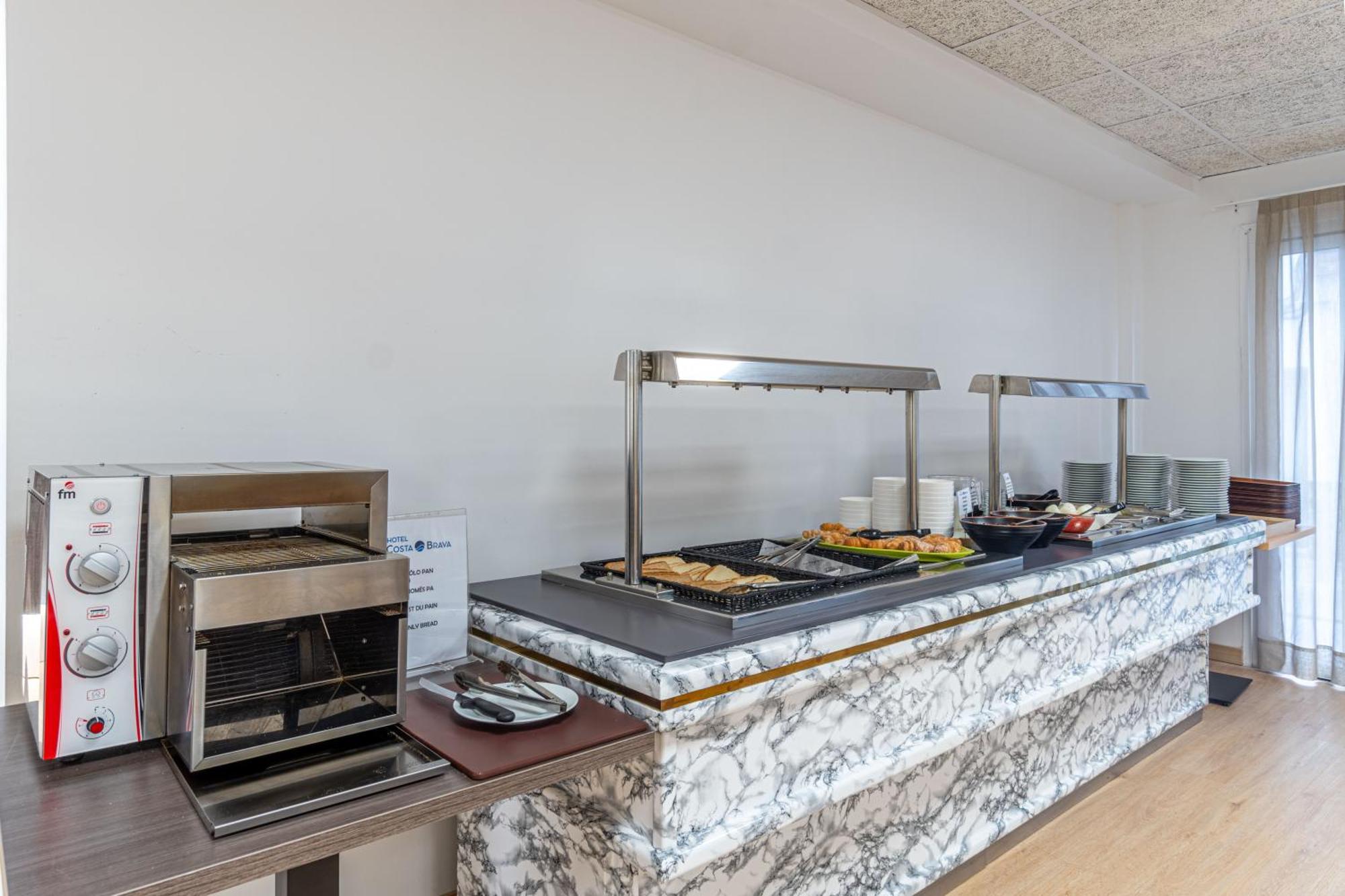 Hotel Costa Brava โรเซส ภายนอก รูปภาพ