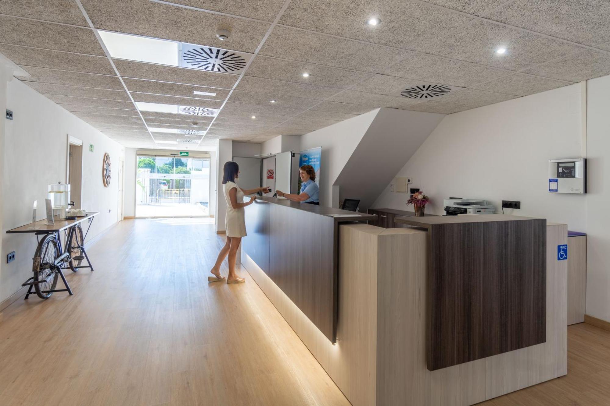 Hotel Costa Brava โรเซส ภายนอก รูปภาพ