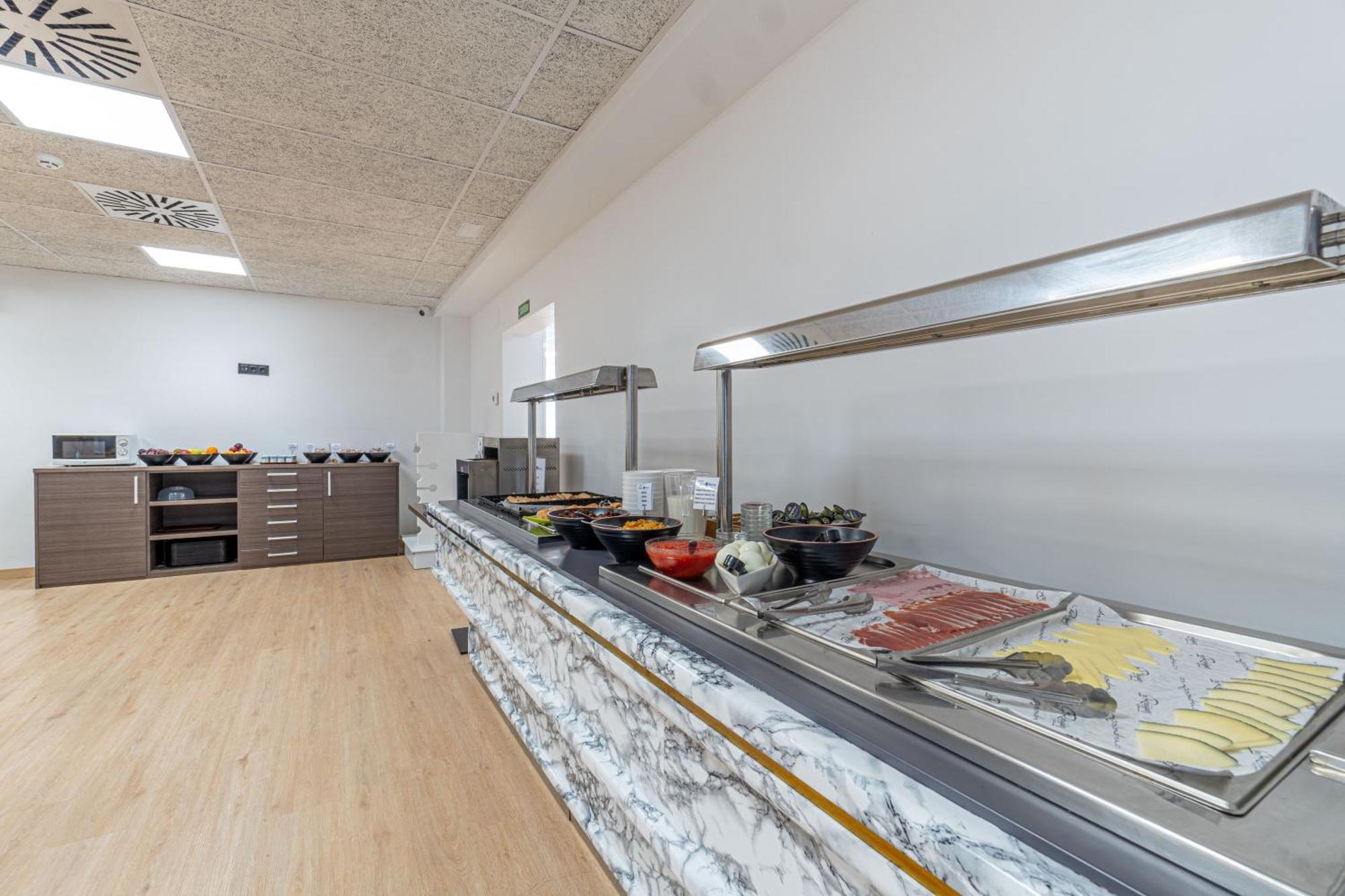Hotel Costa Brava โรเซส ภายนอก รูปภาพ